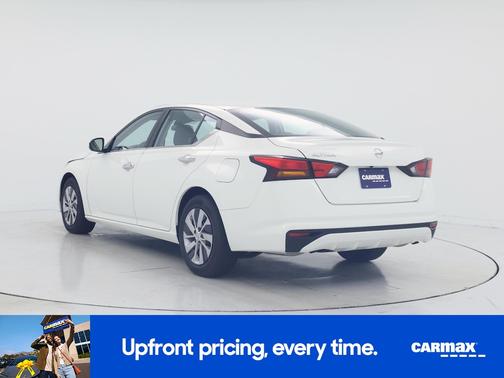 White 2022 Nissan Altima S