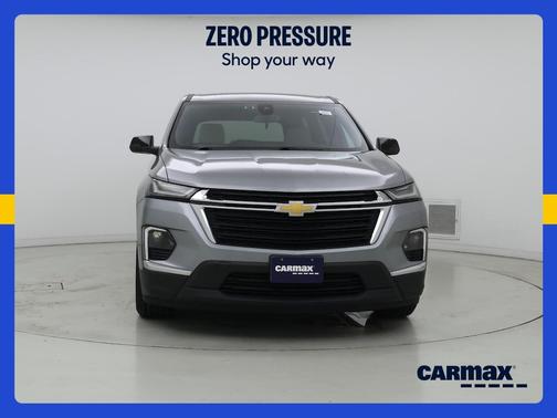 Gray 2023 Chevrolet Traverse LS