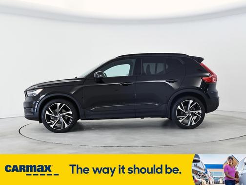 2021 Volvo XC40 T5 R-Design