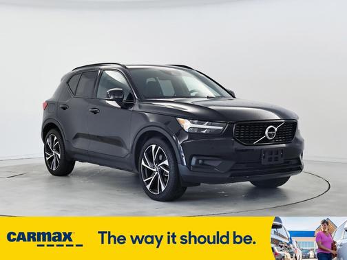 2021 Volvo XC40 T5 R-Design