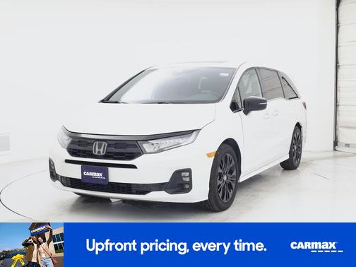 White 2025 Honda Odyssey Sport-L