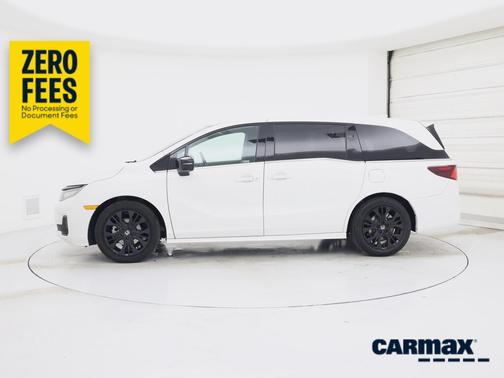 White 2025 Honda Odyssey Sport-L