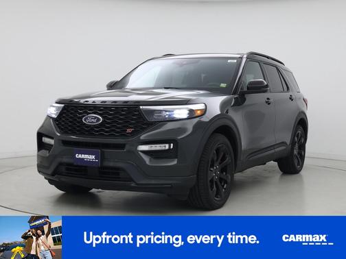 Green 2022 Ford Explorer ST