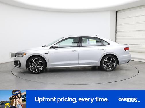 2020 Volkswagen Passat R-Line