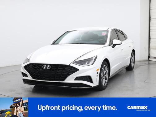 2022 Hyundai SONATA SEL