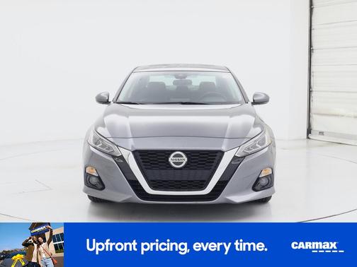 Gray 2021 Nissan Altima SL