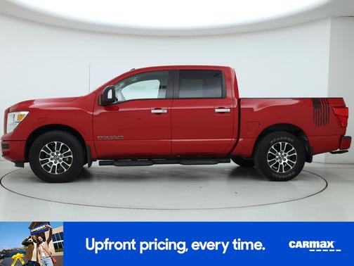 2021 Nissan Titan SV
