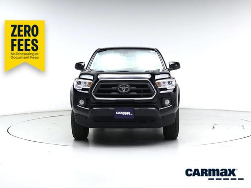Black 2022 Toyota Tacoma SR5