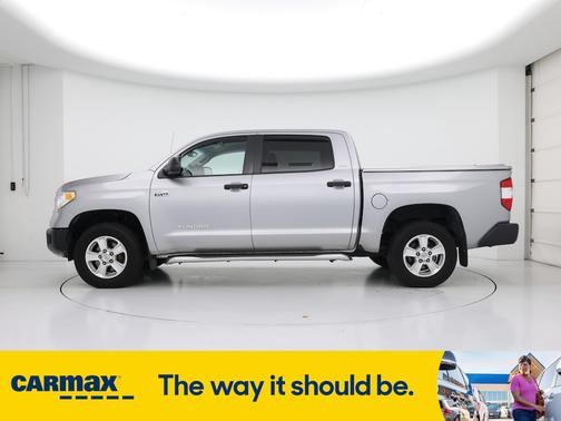 2017 Toyota Tundra SR5