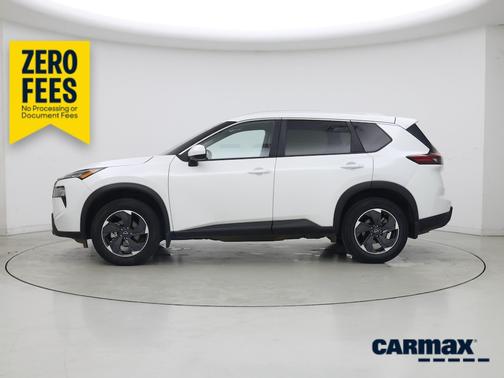 White 2024 Nissan Rogue SV
