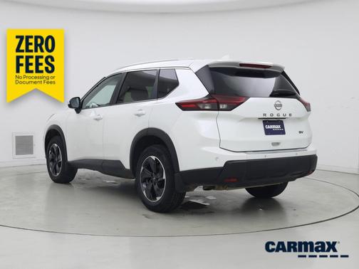 White 2024 Nissan Rogue SV