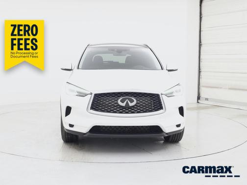 White 2023 INFINITI QX50 Luxe