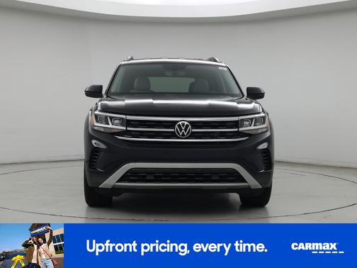 Black 2023 Volkswagen Atlas SE w/Tech