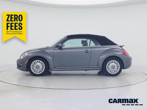 Gray 2016 Volkswagen Beetle SE