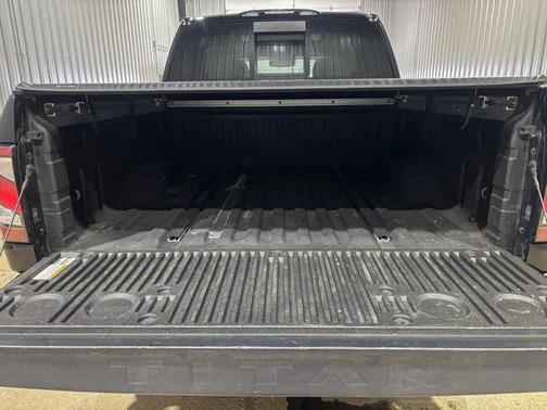 2020 Nissan Titan SL