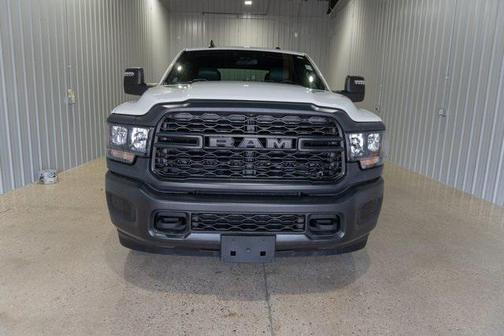 2024 RAM 2500 Tradesman Crew Cab 4x4 8' Box