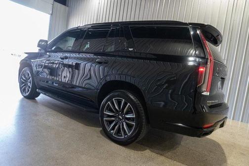 2023 Cadillac Escalade Sport