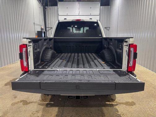 2025 Ford F-250 Platinum