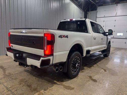 2025 Ford F-250 Platinum