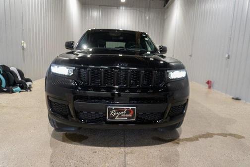 2021 Jeep Grand Cherokee L Altitude