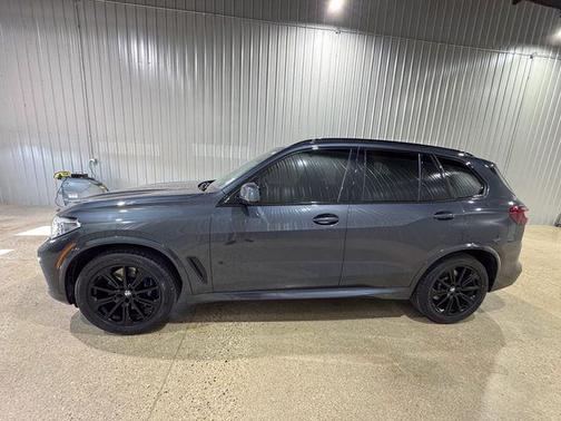 Arctic Gray Metallic 2020 BMW X5 M50i