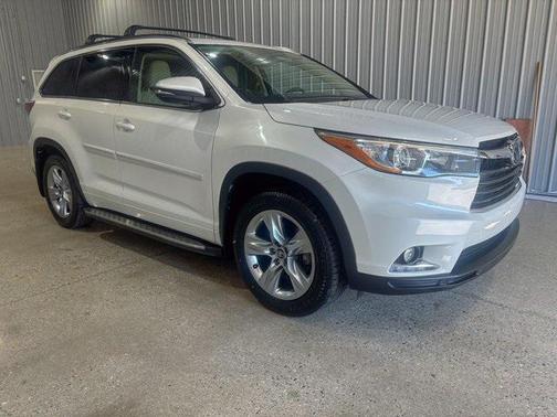 2016 Toyota Highlander Limited Platinum