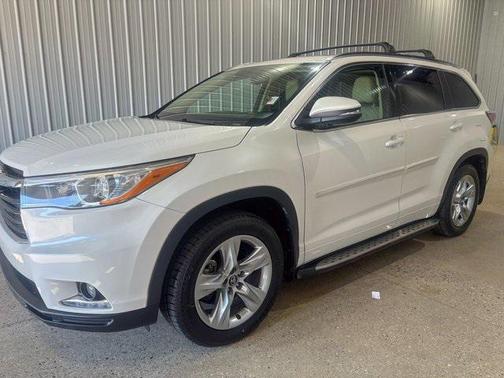 2016 Toyota Highlander Limited Platinum