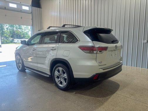 2016 Toyota Highlander Limited Platinum