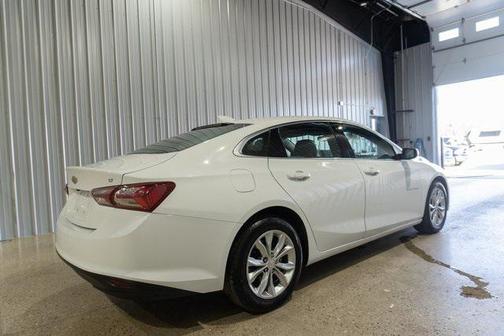 2022 Chevrolet Malibu FWD LT