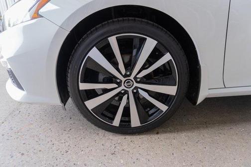 2020 Nissan Altima SR Intelligent AWD