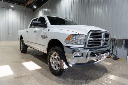 2017 RAM 2500 Big Horn Crew Cab 4x4 6'4' Box