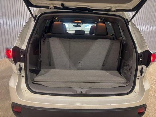 2015 Toyota Highlander LE