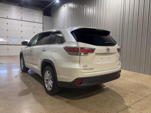 2015 Toyota Highlander LE