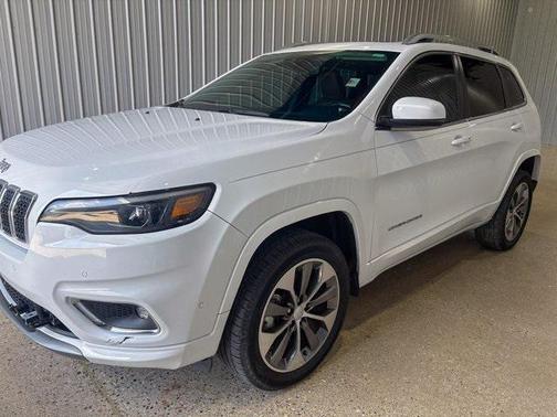 2019 Jeep Cherokee Overland
