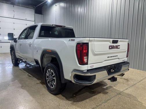 2024 GMC Sierra 2500 SLE