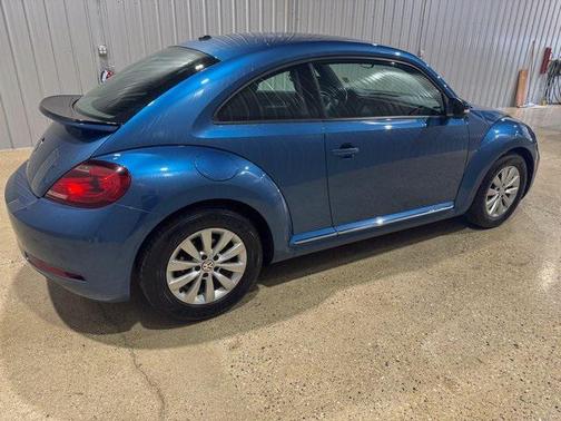 2019 Volkswagen Beetle 2.0T S