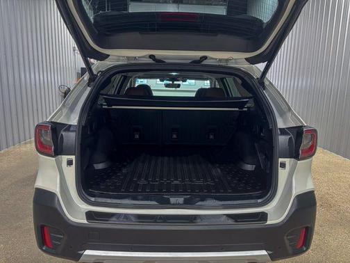 2021 Subaru Outback Touring XT