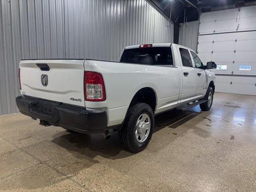 2022 RAM 2500 Tradesman Crew Cab 4x4 8' Box