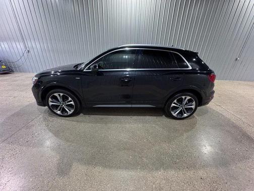 2021 Audi Q3 45 S line Premium Plus