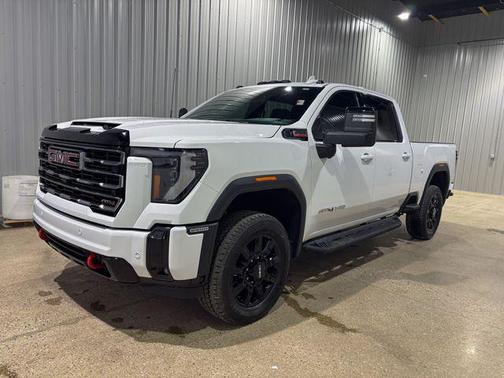 2025 GMC Sierra 2500 AT4