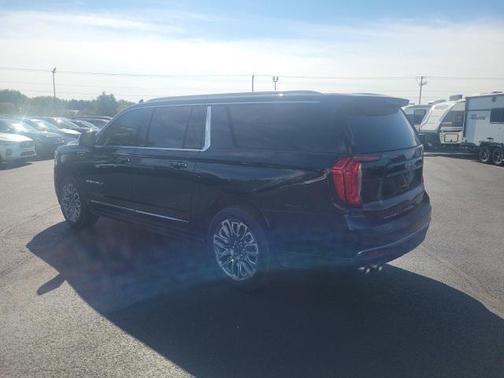2024 GMC Yukon XL Denali Ultimate