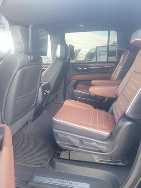 2024 GMC Yukon XL Denali Ultimate