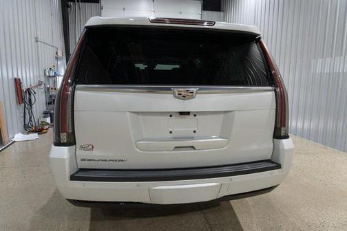 2020 Cadillac Escalade ESV Luxury
