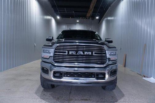 2020 RAM 2500 Laramie Crew Cab 4X4 6'4' Box