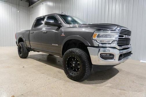 2020 RAM 2500 Laramie Crew Cab 4X4 6'4' Box