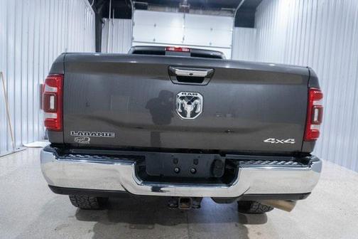 2020 RAM 2500 Laramie Crew Cab 4X4 6'4' Box