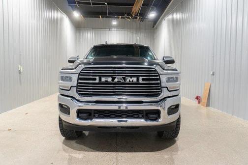 2020 RAM 2500 Laramie Crew Cab 4X4 6'4' Box