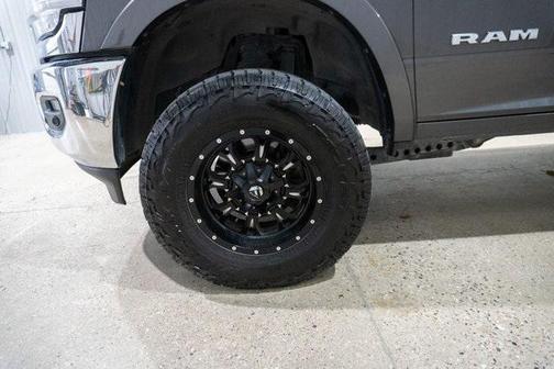2020 RAM 2500 Laramie Crew Cab 4X4 6'4' Box
