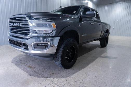 2020 RAM 2500 Laramie Crew Cab 4X4 6'4' Box