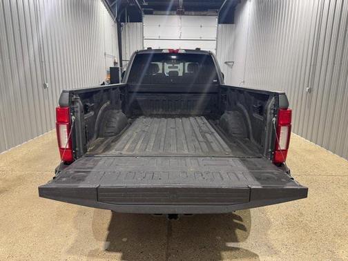 2022 Ford F-350 Platinum